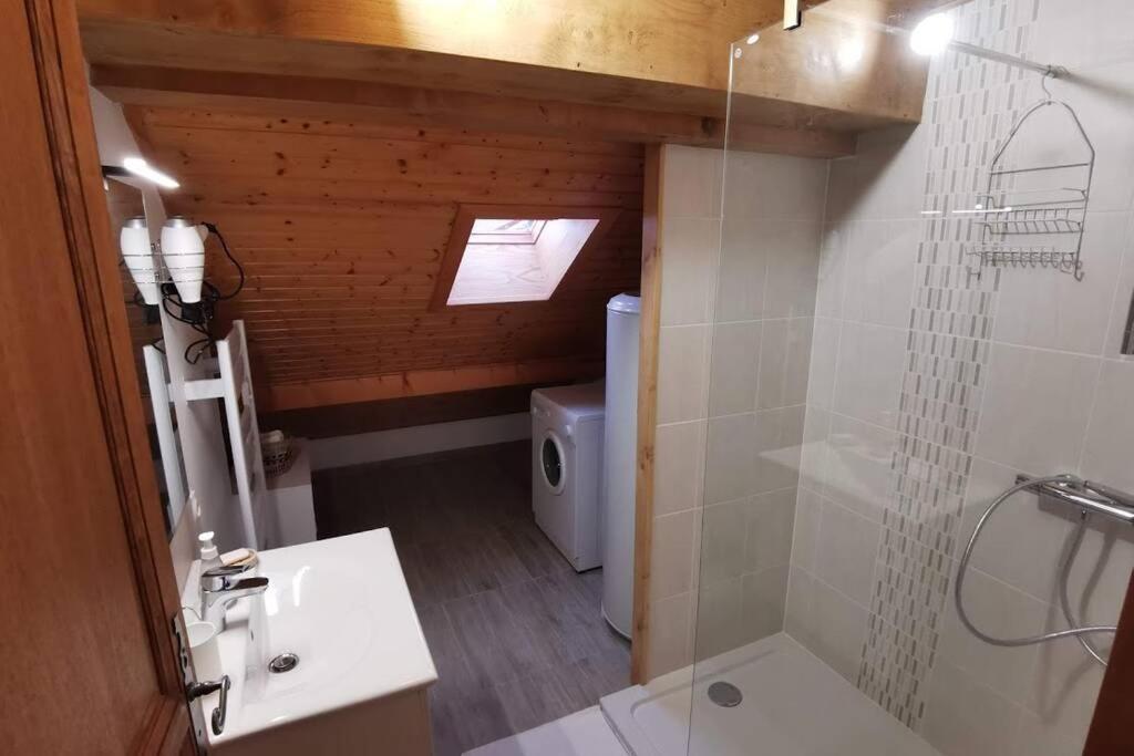 Appartement Ravissant appart proche suisse et pistes de ski familiales à Les Fourgs Extérieur photo