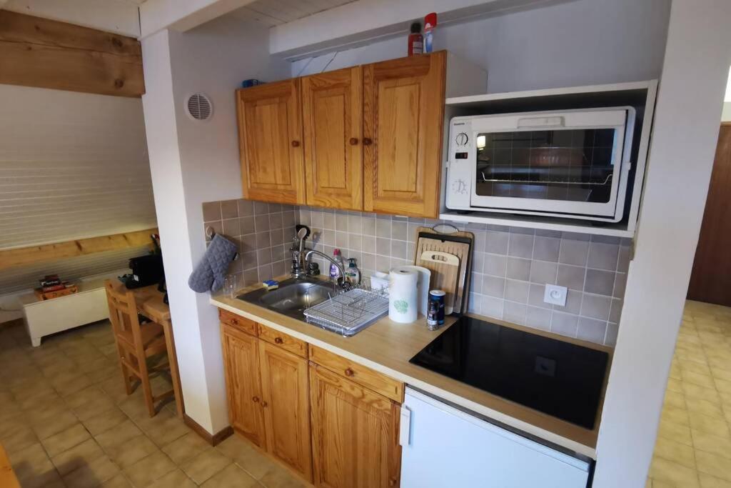 Appartement Ravissant appart proche suisse et pistes de ski familiales à Les Fourgs Extérieur photo
